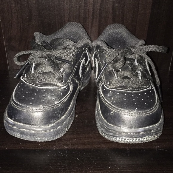 Nike toddler shoe - Picture 3 of 4